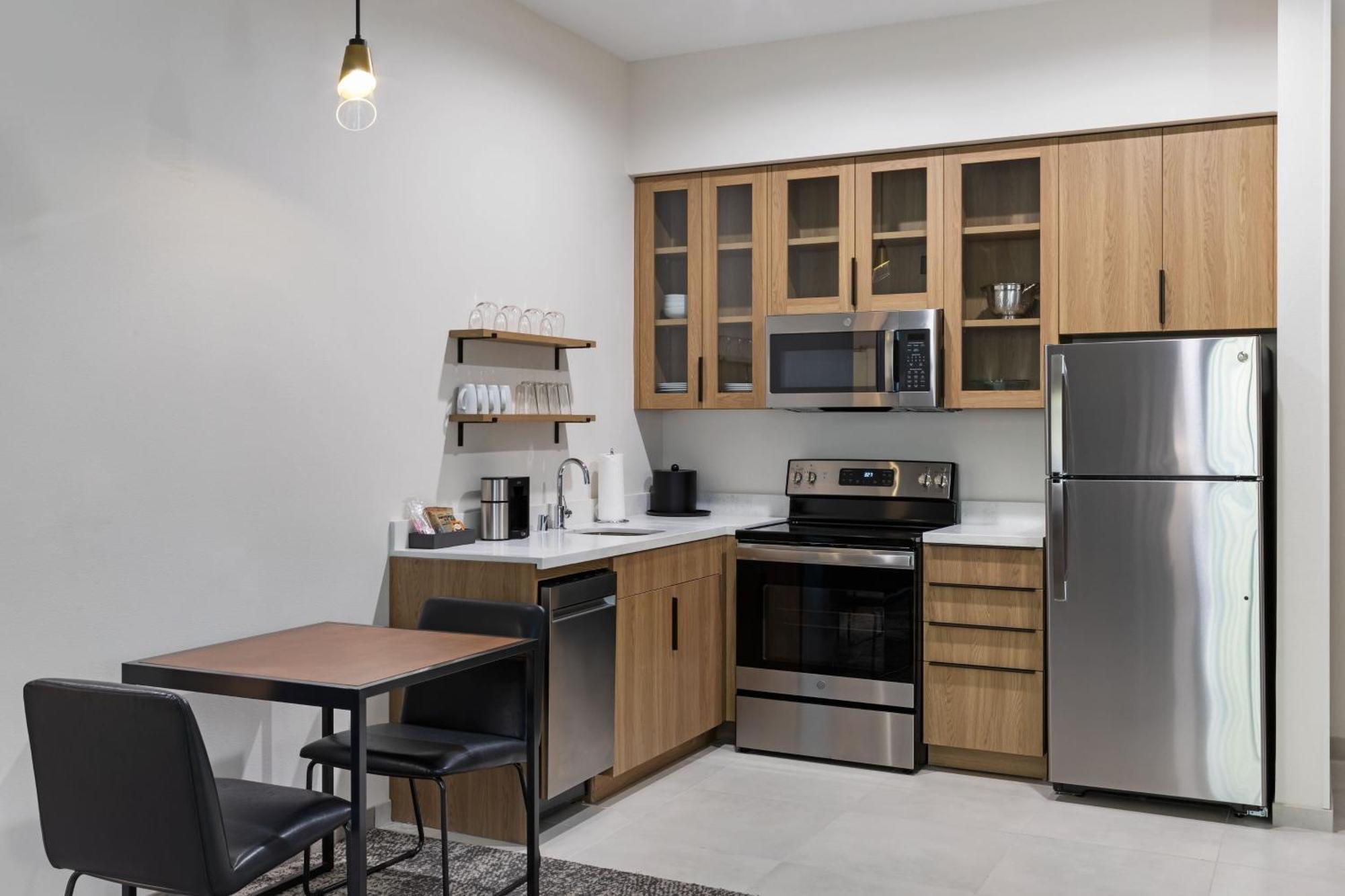 By Marriott Chatsworth 3* Los Angeles