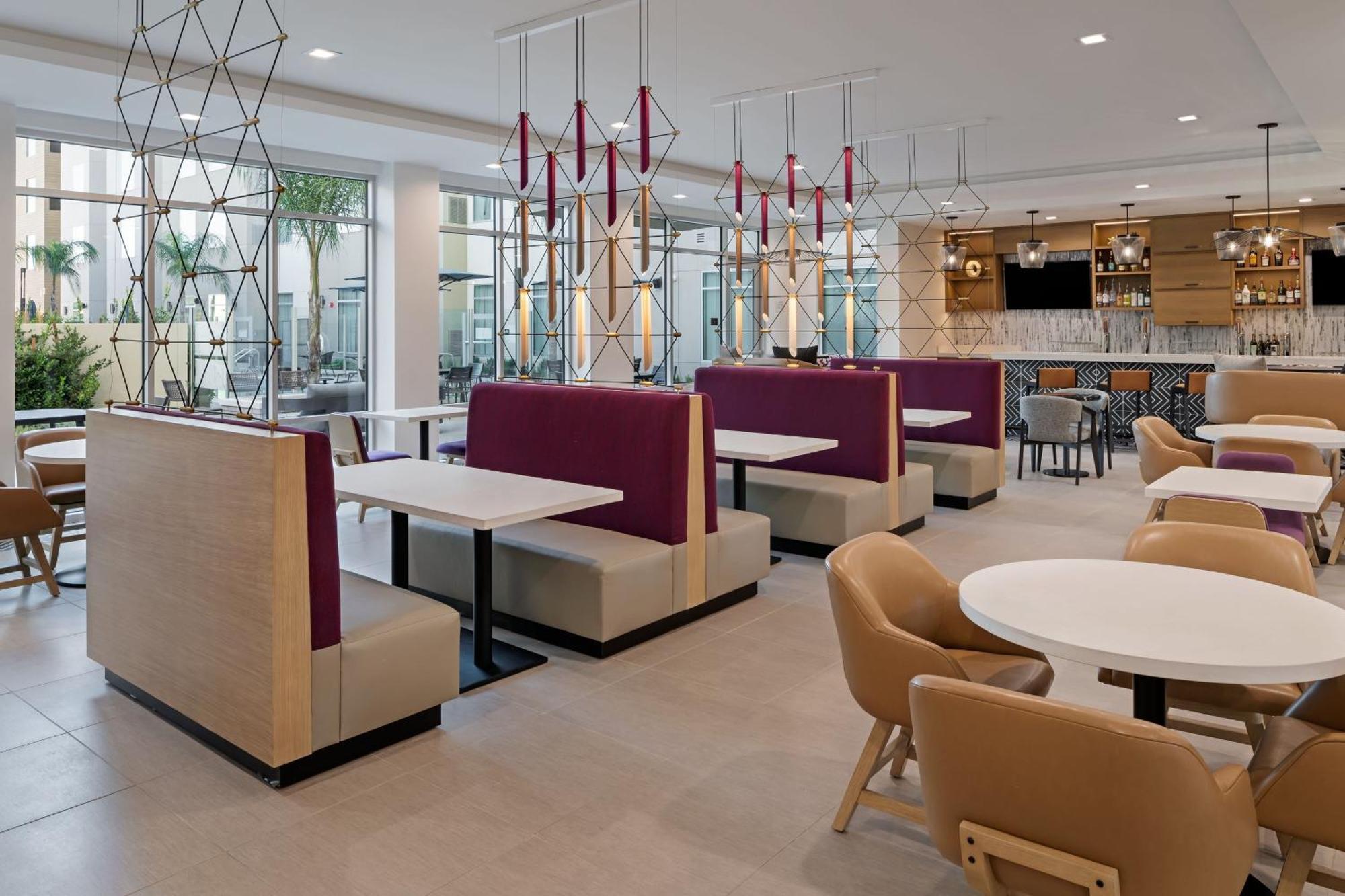 Hotel By Marriott Chatsworth Los Angeles