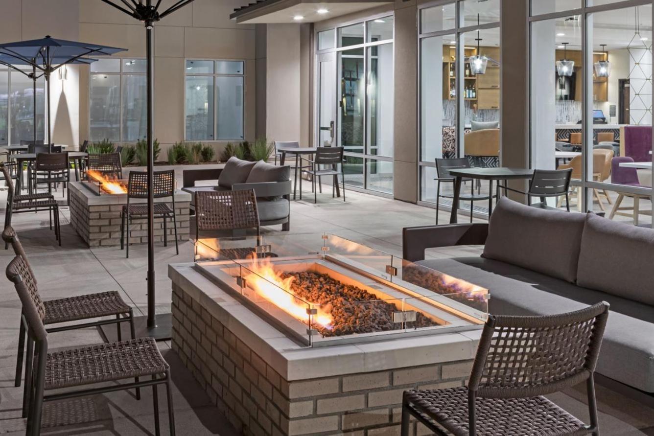By Marriott Chatsworth Los Angeles