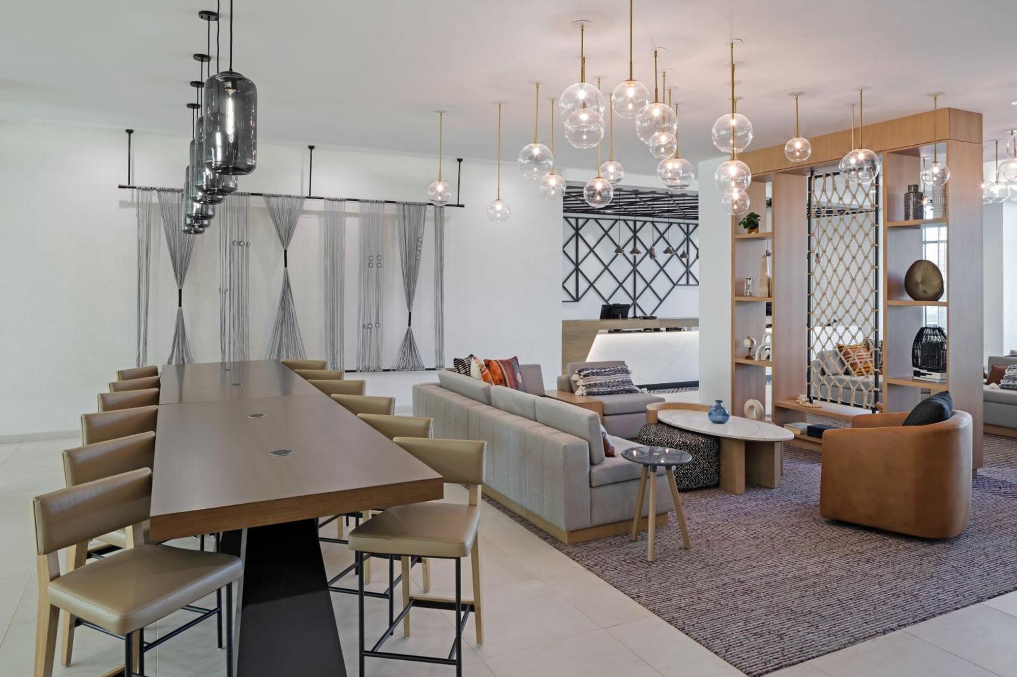 By Marriott Chatsworth 3* Los Angeles